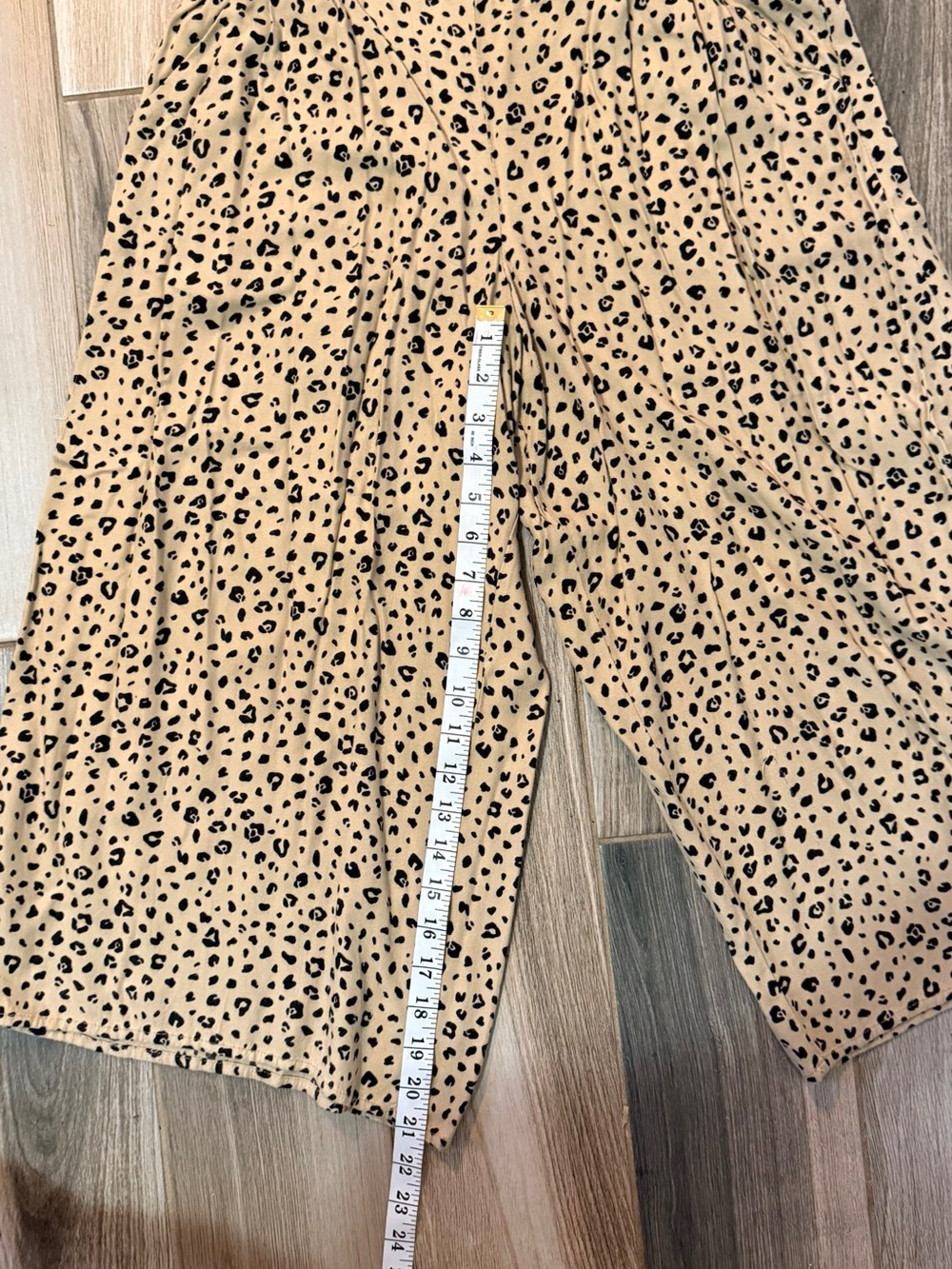 Sunday Best Tan Leopard Print Wide-Leg Cropped Pants - Picture 7 of 9